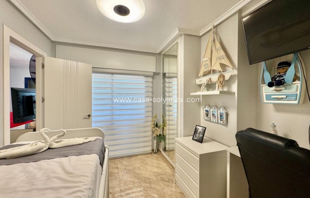 Wiederverkauf - Wohnung - Torrevieja - Torrevieja Centro