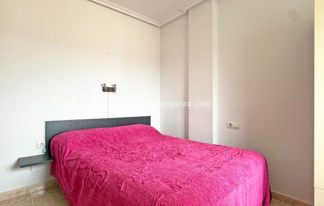 Resale - Apartment / flat - Torrevieja - Torrevieja Centro