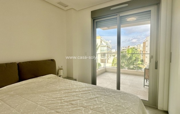 Resale - Apartment / flat - Orihuela - Villamartin