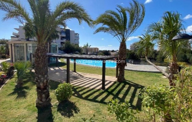 Resale - Apartment / flat - Orihuela - Villamartin
