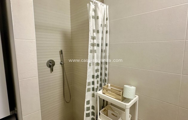 Resale - Apartment / flat - Orihuela - Villamartin