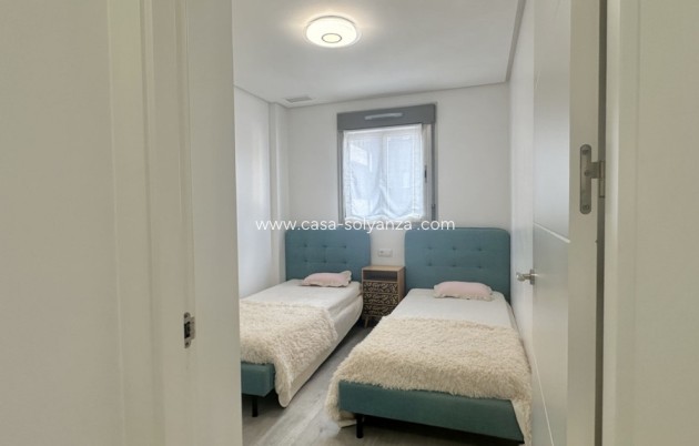 Resale - Apartment / flat - Orihuela - Villamartin