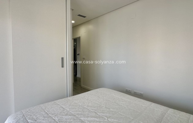 Resale - Apartment / flat - Orihuela - Villamartin