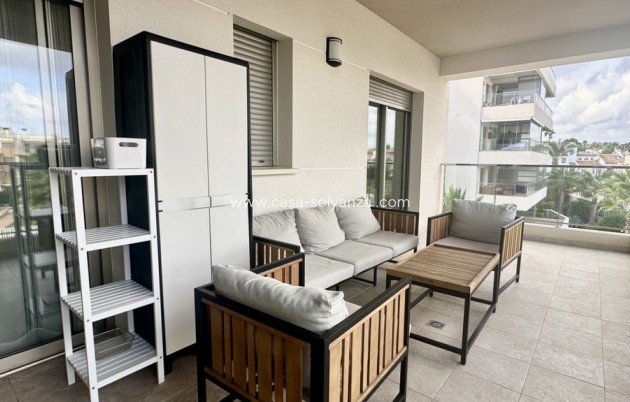 Resale - Apartment / flat - Orihuela - Villamartin