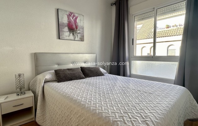 Resale - Apartment / flat - Torrevieja - Torrevieja Centro
