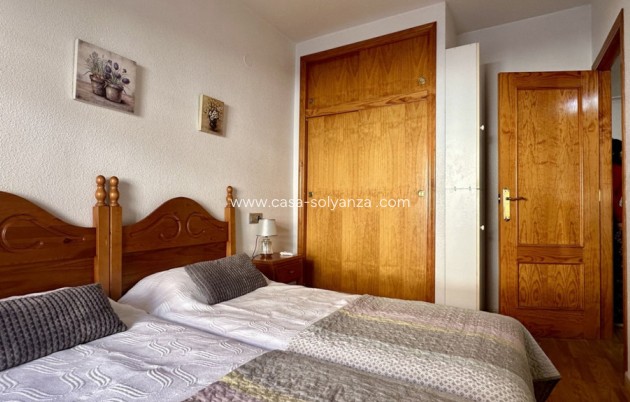 Resale - Apartment / flat - Torrevieja - Torrevieja Centro