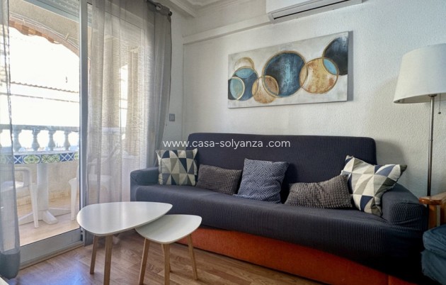 Resale - Apartment / flat - Torrevieja - Torrevieja Centro