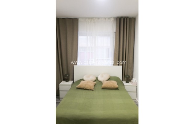 Herverkoop - Appartement / flat - Torrevieja - Torrevieja Centro