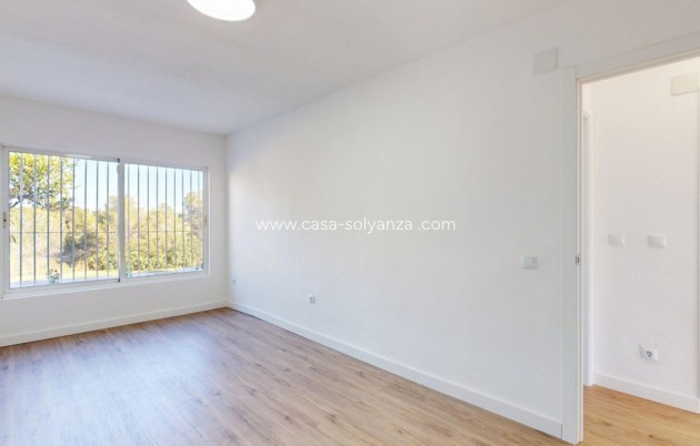 Herverkoop - Appartement / flat - Orihuela - Villamartin