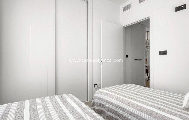 Reventa - Apartamento / piso - Torrevieja - Torrevieja Centro