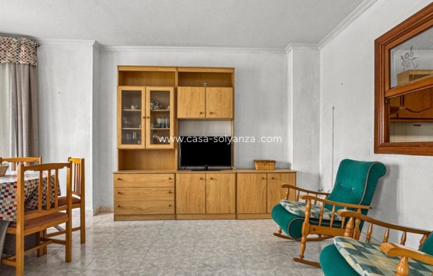 Herverkoop - Appartement / flat - Torrevieja - Playa de los Locos