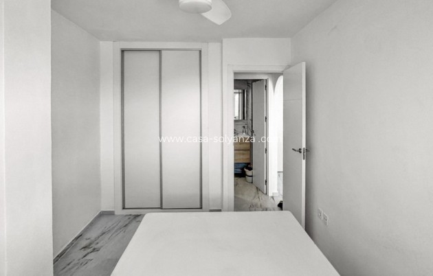 Resale - Apartment / flat - Orihuela - Punta Prima