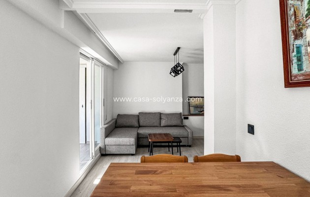 Resale - Apartment / flat - Torrevieja - Torrevieja Centro
