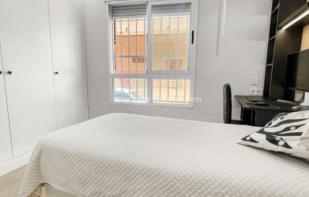 Herverkoop - Appartement / flat - Torrevieja - Torrevieja Centro