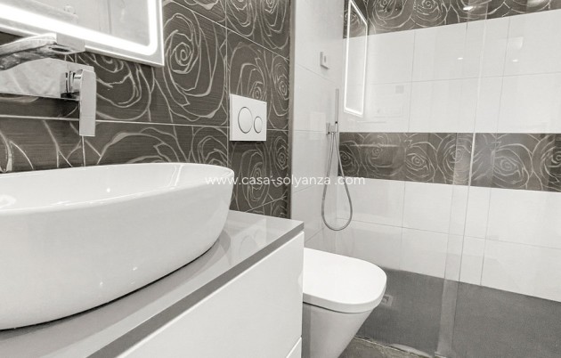 Herverkoop - Appartement / flat - Torrevieja - Torrevieja Centro