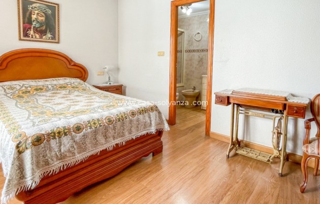Reventa - Apartamento / piso - Torrevieja - Torrevieja Centro