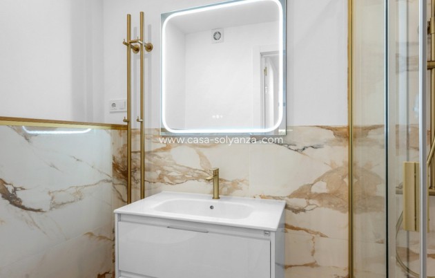 Resale - Apartment / flat - Orihuela - Punta Prima