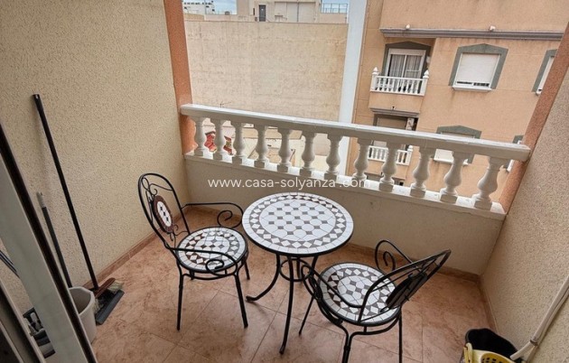 Resale - Apartment / flat - Torrevieja - Torrevieja Centro