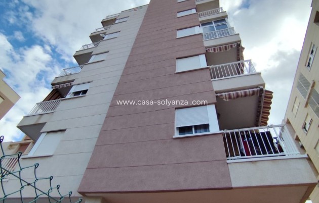 Resale - Apartment / flat - Torrevieja - Torrevieja Centro