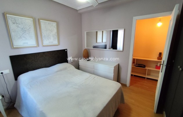 Resale - Apartment / flat - Torrevieja - Torrevieja Centro