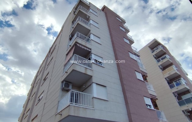 Resale - Apartment / flat - Torrevieja - Torrevieja Centro