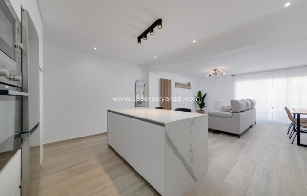 Reventa - Apartamento / piso - Torrevieja - Playa del Cura