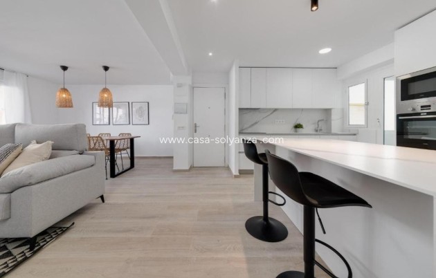 Reventa - Apartamento / piso - Torrevieja - Playa del Cura