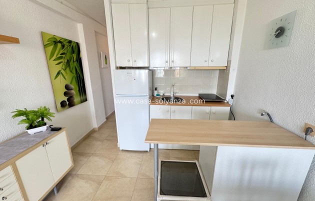 Resale - Apartment / flat - Torrevieja - Torrevieja Centro