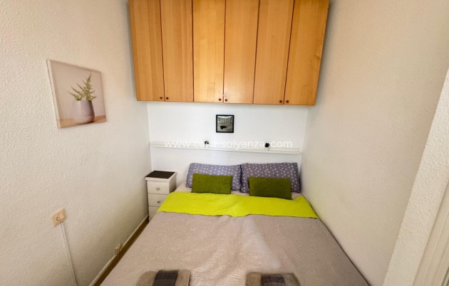 Resale - Apartment / flat - Torrevieja - Torrevieja Centro