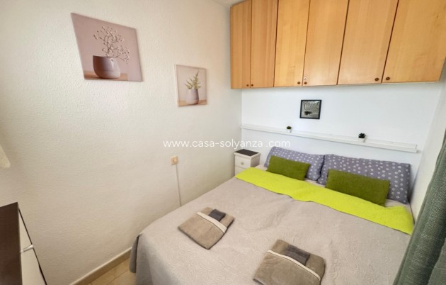 Resale - Apartment / flat - Torrevieja - Torrevieja Centro