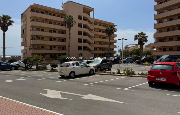 Resale - Apartment / flat - Torrevieja - Torrevieja Centro
