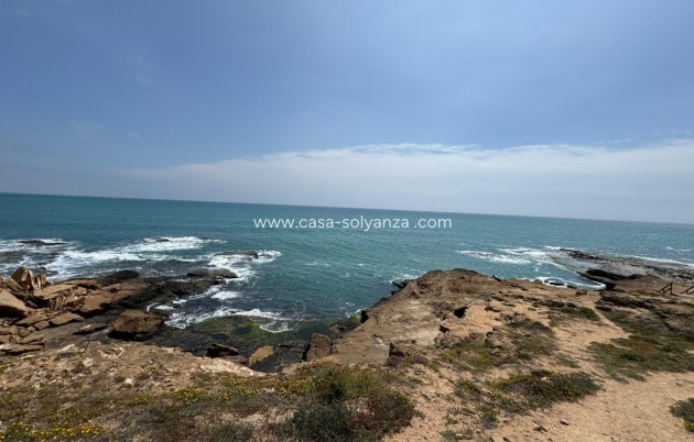 Resale - Apartment / flat - Torrevieja - Torrevieja Centro