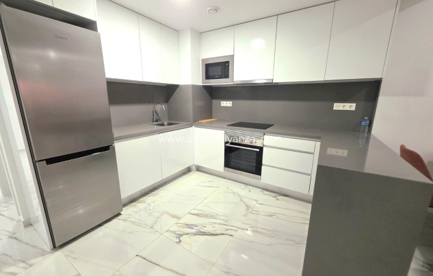 Herverkoop - Appartement / flat - Torrevieja - Torrevieja Centro
