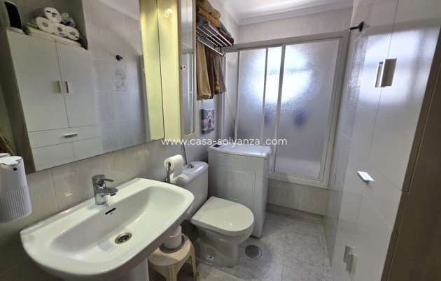 Resale - Apartment / flat - Torrevieja - Torrevieja Centro