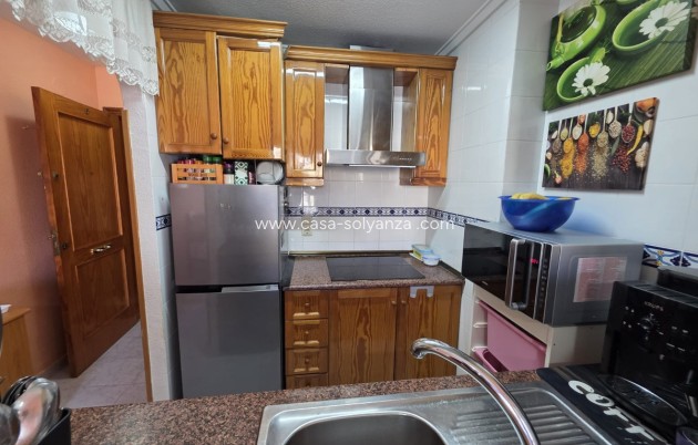 Resale - Apartment / flat - Torrevieja - Torrevieja Centro