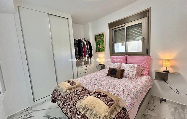 Herverkoop - Appartement / flat - Orihuela - Villamartin
