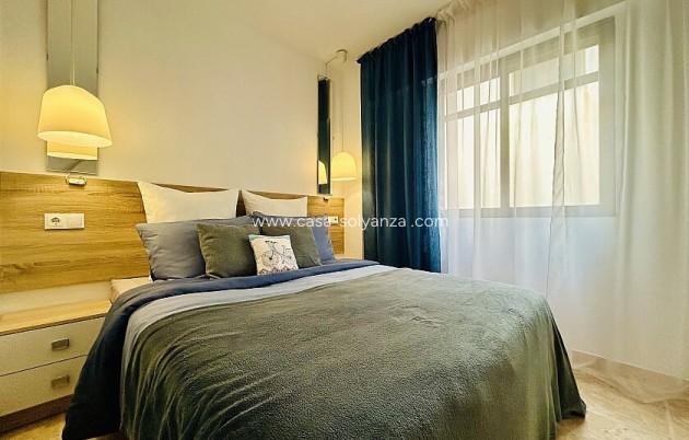 Reventa - Apartamento / piso - Torrevieja - Torrevieja Centro