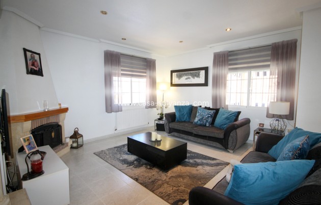 Resale - Villa - Orihuela Costa - Costa Blanca