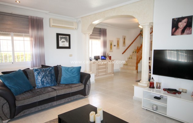 Resale - Villa - Orihuela Costa - Costa Blanca