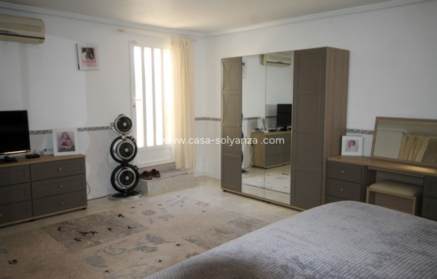 Resale - Villa - Orihuela Costa - Costa Blanca