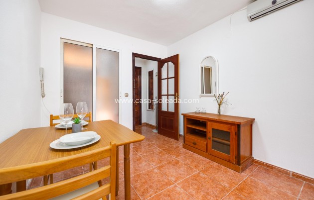 Wiederverkauf - Wohnung - Torrevieja - Playa De Los Naufragos
