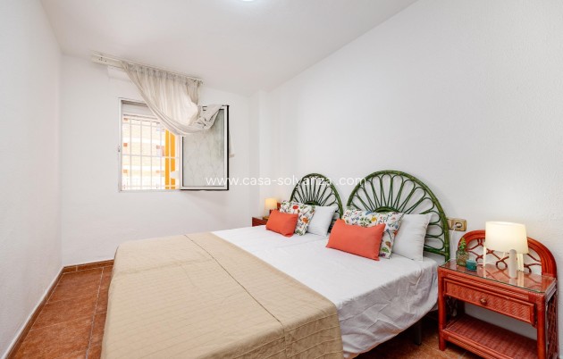 Wiederverkauf - Wohnung - Torrevieja - Playa De Los Naufragos