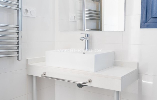 Resale - Apartment / flat - Orihuela - Punta Prima