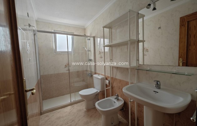 Resale - Apartment / flat - Torrevieja - Torrevieja Centro