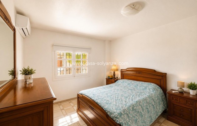Resale - Apartment / flat - Orihuela - Villamartin