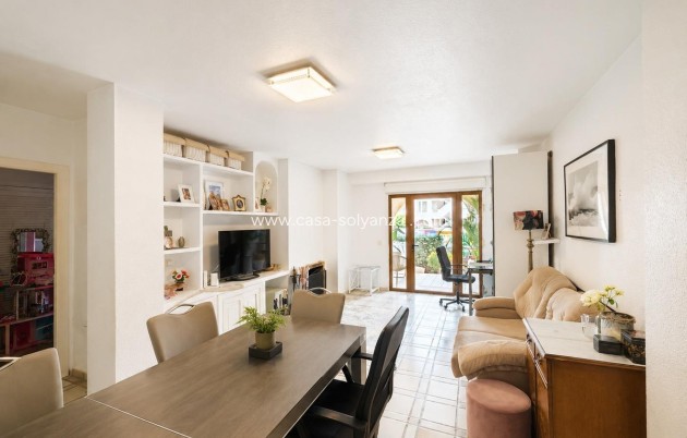 Resale - Apartment / flat - Orihuela - Villamartin