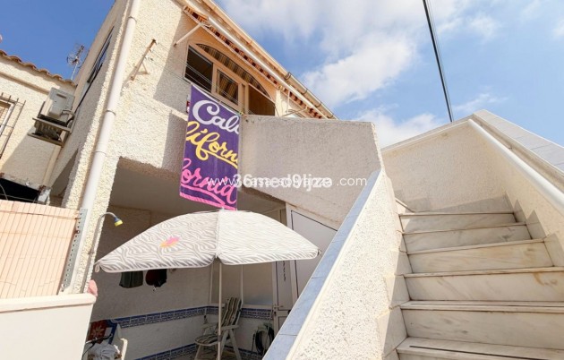 Resale - Apartment / flat - Los Alcázares - Los Alcazares Centro