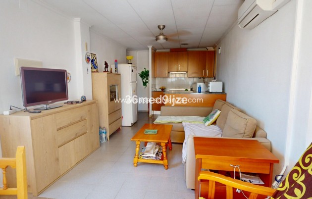 Resale - Apartment / flat - Los Alcázares - Los Alcazares Centro