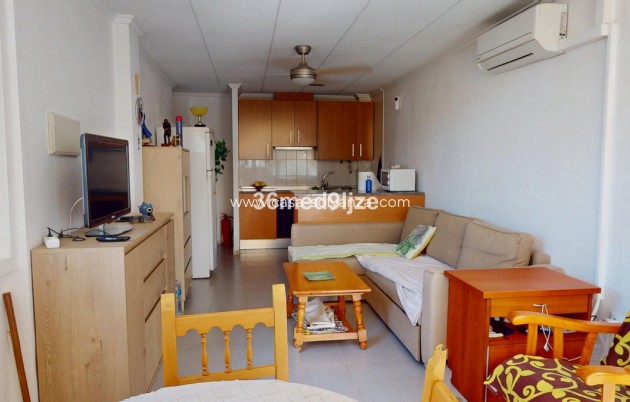 Resale - Apartment / flat - Los Alcázares - Los Alcazares Centro