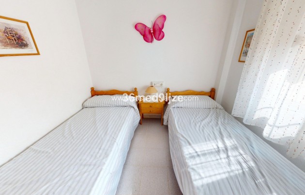 Resale - Apartment / flat - Los Alcázares - Los Alcazares Centro